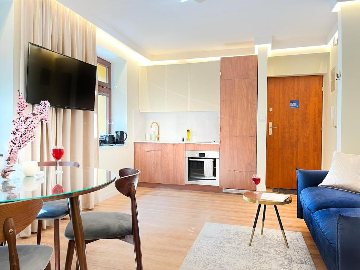Secret Garden - Wonderful Centre - Ground Floor - Quiet Location